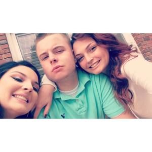 Meet your Posher, Abigail